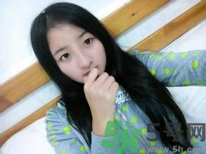 14歲月經(jīng)量多怎么辦？我14歲月經(jīng)量很多怎么回事？