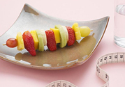 菠蘿和什么榨汁好喝？菠蘿榨汁加什么好喝？