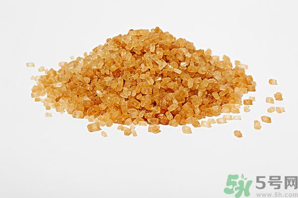 紅糖和山楂能一吃嗎？紅糖和山楂煮水喝有什么好處？