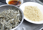 小魚(yú)干怎么炒好吃？蜜汁小魚(yú)干的做法