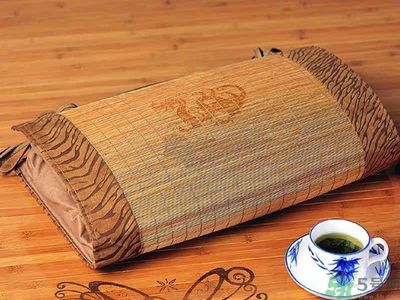 晚上失眠用什么枕頭好？那種枕頭治失眠最好？