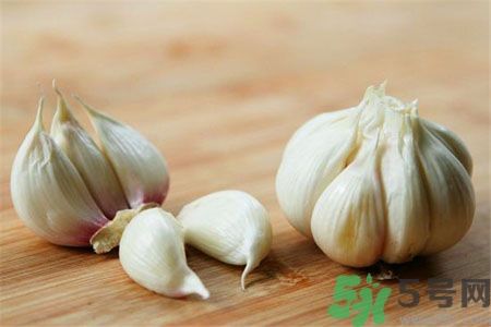 吃大蒜能降血壓嗎？大蒜發(fā)芽了還能吃嗎？