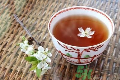 春天喝紅茶好不好？春天喝紅茶還是喝綠茶好呢？