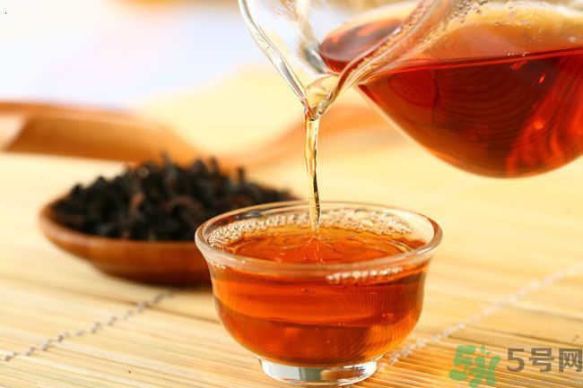 春天喝紅茶好不好？春天喝紅茶還是喝綠茶好呢？