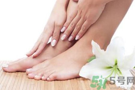 手腳冰涼是怎么回事？手腳冰涼怎么調(diào)理？