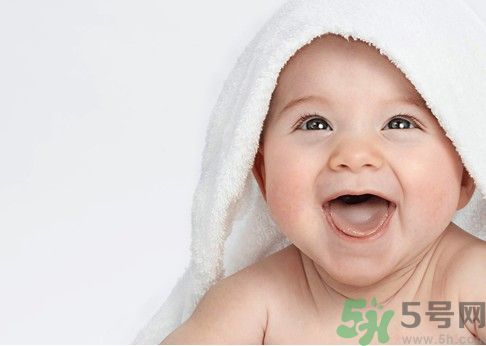 兒童的耳朵怎樣保護(hù)？保護(hù)寶寶的耳朵要做什么？