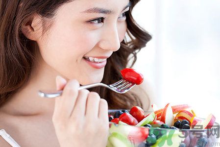 剖腹產(chǎn)后能吃蘋(píng)果嗎？剖腹產(chǎn)后能吃什么水果？