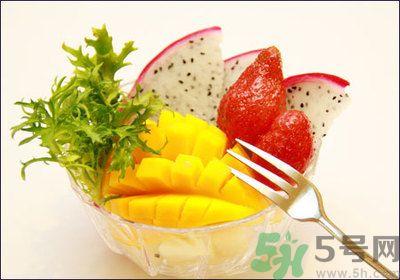 剖腹產(chǎn)后能吃蘋(píng)果嗎？剖腹產(chǎn)后能吃什么水果？