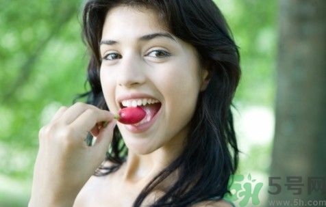 剖腹產(chǎn)后能吃蘋(píng)果嗎？剖腹產(chǎn)后能吃什么水果？