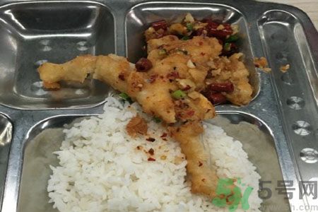 整只炸牛蛙好吃嗎？炸牛蛙怎么做好？