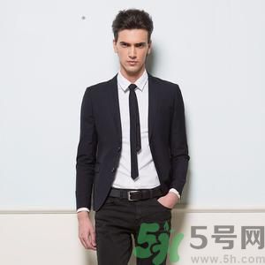 做仰臥起作可以練腹肌嗎？怎樣快速練出腹??？
