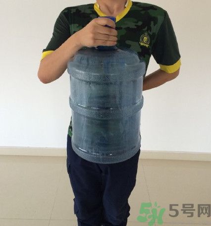 a4腰也叫水桶腰是什么意思？a4腰也叫水桶腰圖片？ 