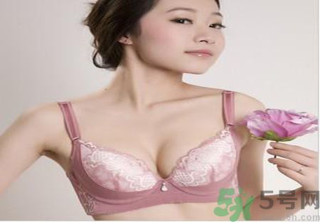 什么內(nèi)衣聚攏效果好？什么內(nèi)衣穿著舒服？