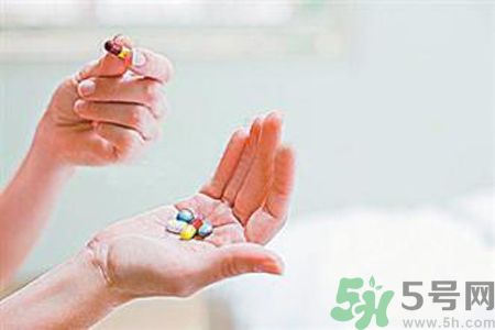 喉嚨發(fā)炎怎么辦？喉嚨發(fā)炎吃什么好得快？