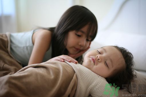 睡覺(jué)能戴手表嗎？睡覺(jué)不能帶的東西有哪些？