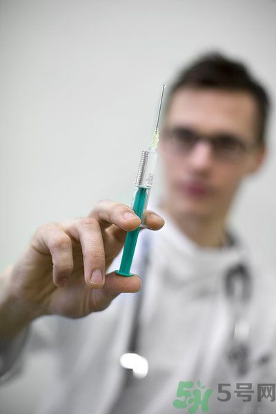 假疫苗打了有什么副作用？非法疫苗打了怎么辦？