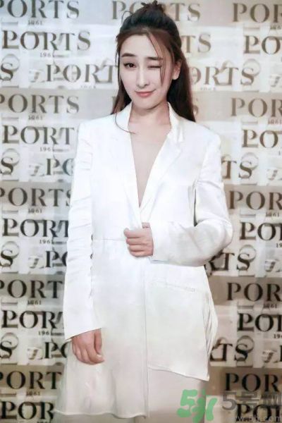 明星花式丸子頭引潮流 波叔這么萌你不愛嗎？