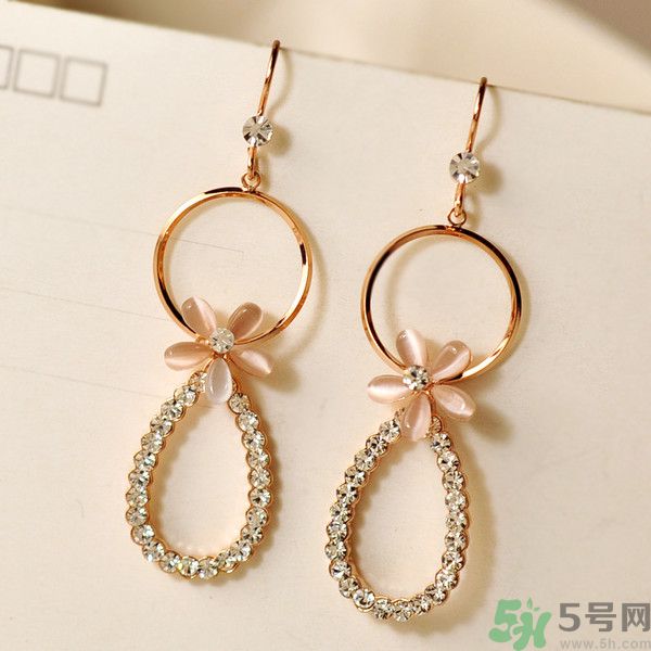 耳環(huán)適合臉型氣質(zhì)最重要？不同臉型適合什么耳環(huán)？