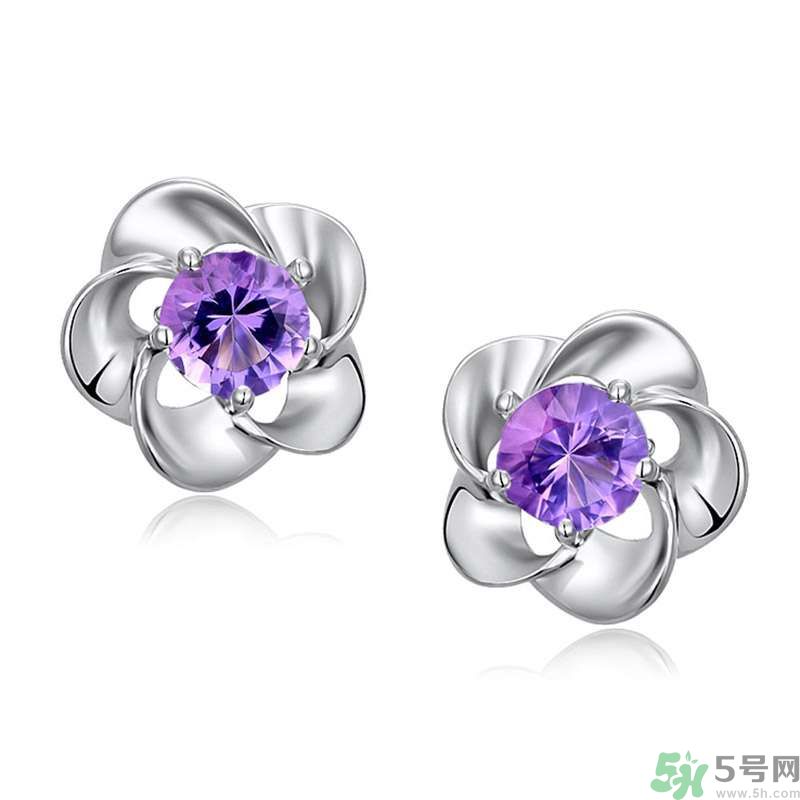 耳環(huán)適合臉型氣質(zhì)最重要？不同臉型適合什么耳環(huán)？