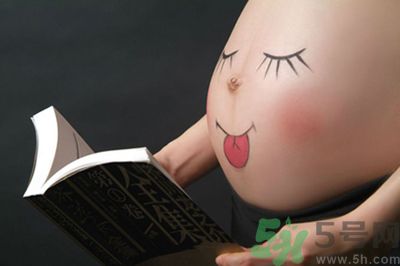 懷孕了可以長(zhǎng)時(shí)間站著嗎？懷孕了站久了會(huì)不好嗎？
