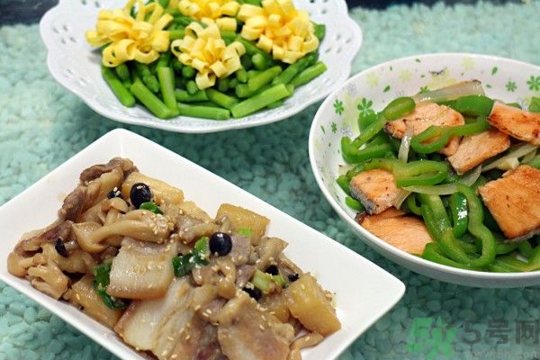蘆筍開花了還可以吃嗎？蘆筍尾部開花能吃嗎？