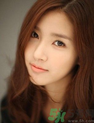 女生手腳冰涼是什么原因？手腳冰涼怎么調(diào)理？