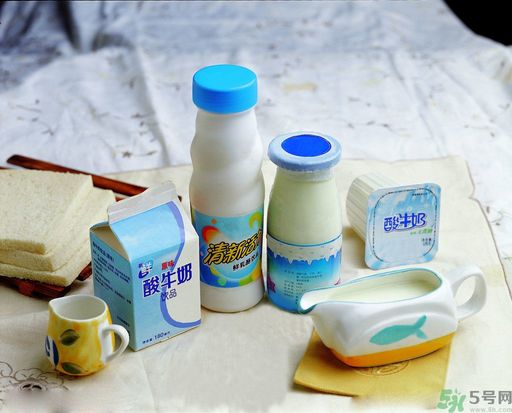高血脂可以吃雞蛋嗎？高血脂可以喝牛奶嗎？