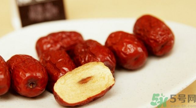 高血脂可以吃核桃嗎？高血脂可以吃紅棗嗎？