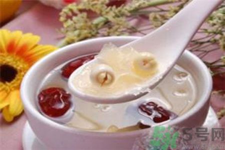 補(bǔ)血的湯有哪些？補(bǔ)血的湯怎么做？