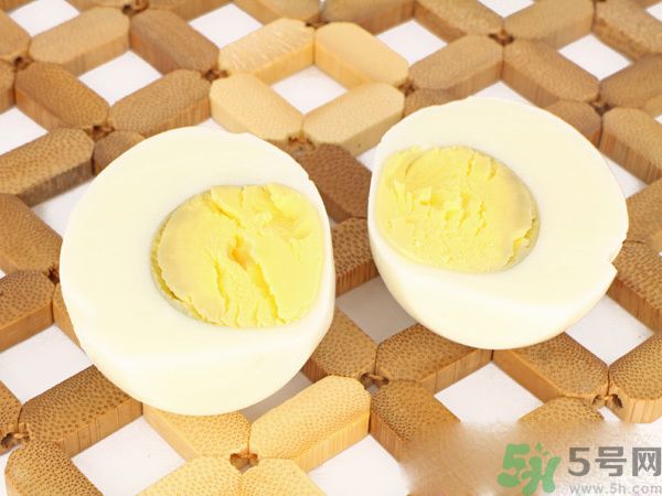 膽固醇高不能吃什么食物？膽固醇高可以吃雞蛋嗎？
