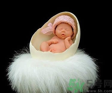  孕婦脖子卡護欄身亡 孕婦外出要注意什么？