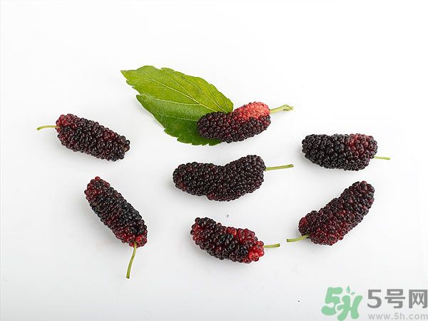 哺乳期能不能吃桑葚？桑葚產(chǎn)婦能吃嗎？