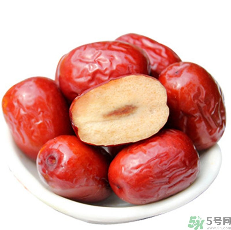 吃蘋(píng)果皮有什么好處？吃蘋(píng)果能防老嗎？