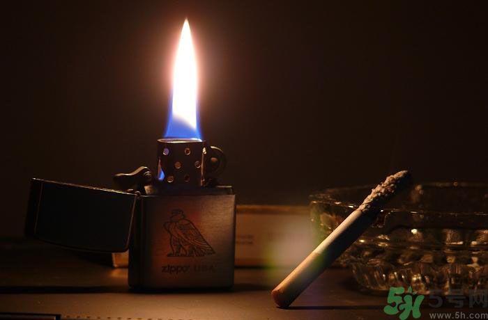 胃潰瘍可以抽煙嗎？胃潰瘍抽煙好嗎？
