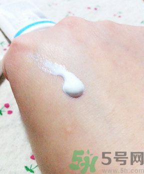 apieu防曬霜怎么樣？apieu防曬霜好用嗎？