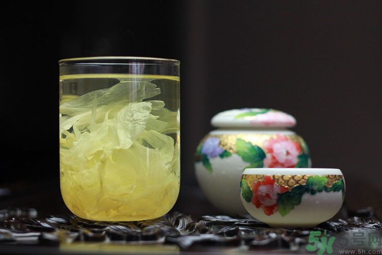 月經(jīng)期間可以喝牡丹花茶嗎？月經(jīng)期間和牡丹花茶好嗎？
