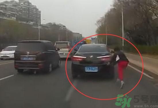 碰瓷影后是怎么回事？遇到碰瓷怎么辦？