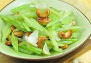 芹菜需要焯水嗎?芹菜需要用熱水燙嗎?