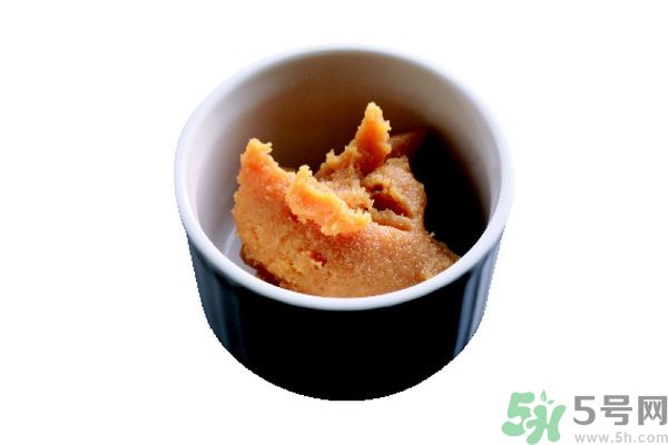 牛奶過期了還能怎么利用？牛奶能去魚腥味嗎？