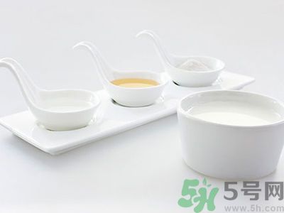 牛奶和酸奶哪個更加健康？牛奶和酸奶哪個更好？