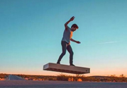 Hoverboard懸浮滑板國內(nèi)多少錢？懸浮滑板在哪可以買？