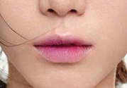 咬唇妝怎么畫圖解視頻教程？咬唇妝的畫法