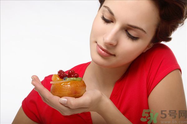左撇子是天生還是遺傳的？左撇子是天生的嗎？