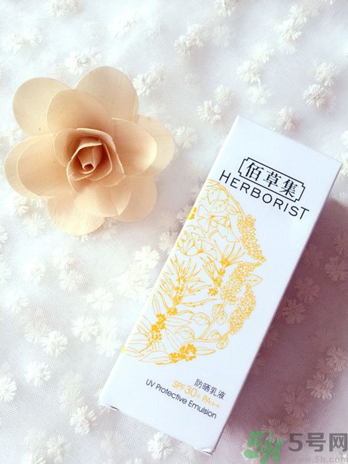 干性皮膚用佰草集防曬霜哪個好？干性皮膚用佰草集防曬霜好嗎？