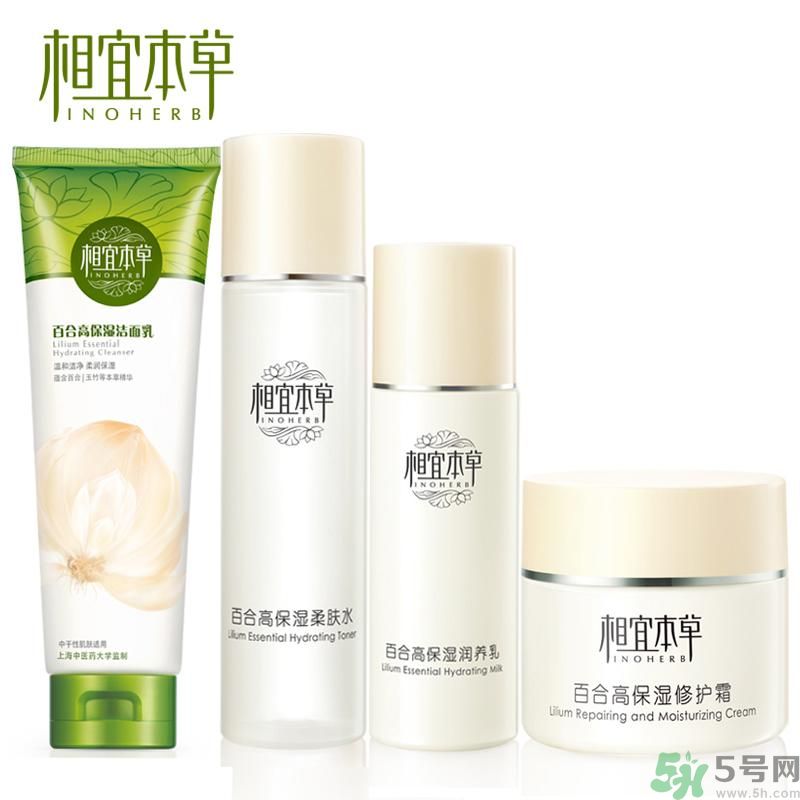 1相宜本草百合高保濕柔膚水適合什么膚質？敏感肌膚可以用百合高保濕柔膚水嗎？