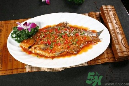 武昌魚是鳊魚嗎？武昌魚和鳊魚區(qū)別哪個好吃？