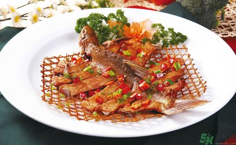 武昌魚是鳊魚嗎？武昌魚和鳊魚區(qū)別哪個好吃？