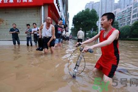 湖南為什么出現(xiàn)暴雨？湖南暴雨受災(zāi)嚴(yán)重情況？
