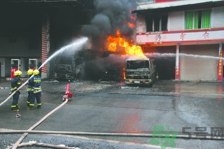 加油過滿汽車起火是怎么回事？汽車加油要注意什么？