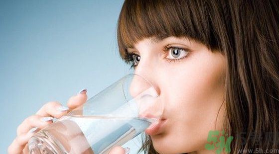 喝水能防腎結(jié)石嗎？喝水怎么預防腎結(jié)石？